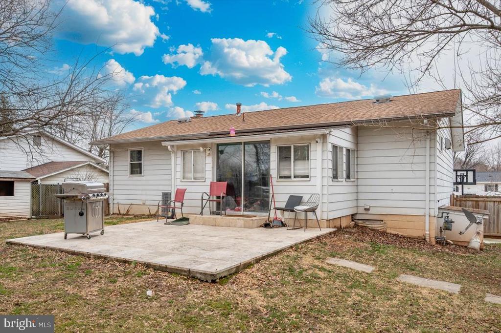 5005 STEWART COURT