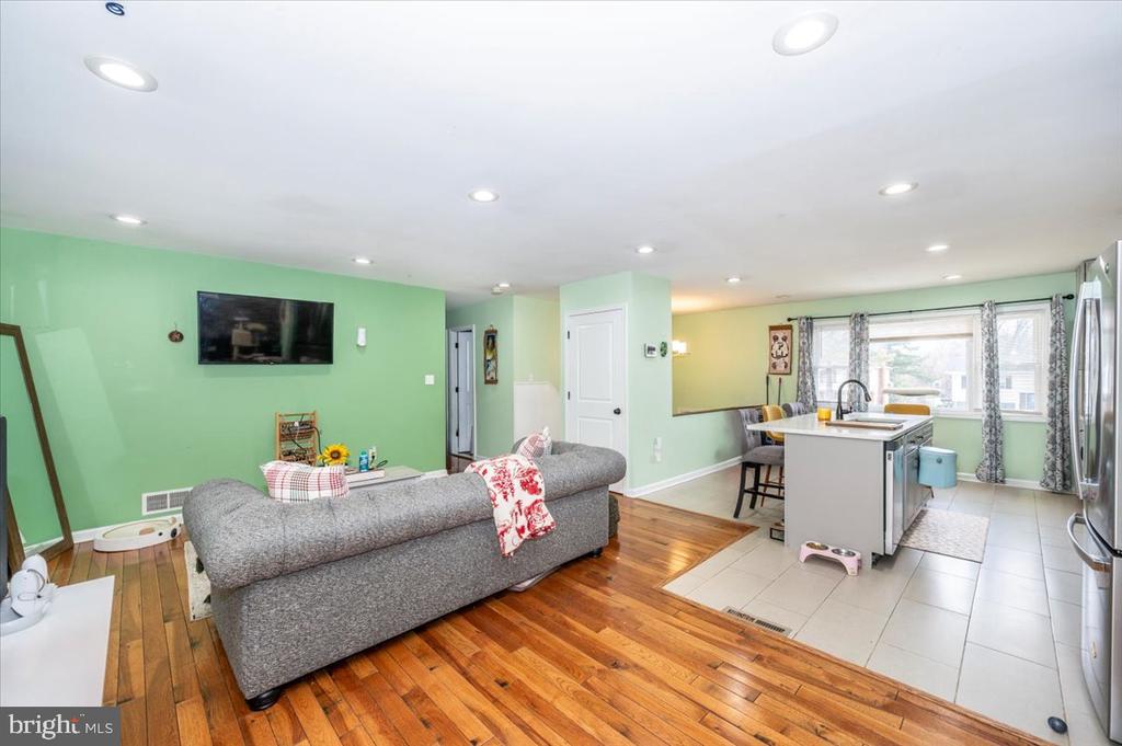 5005 STEWART COURT