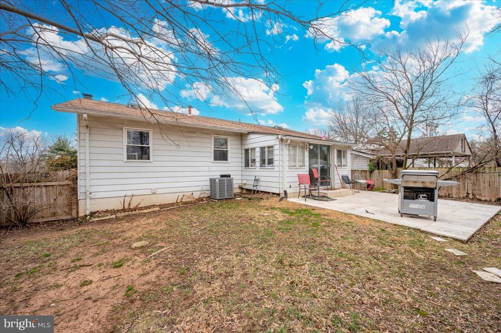 5005 STEWART COURT