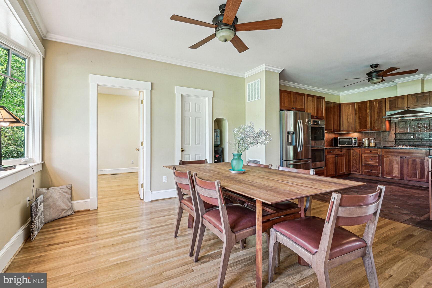 3111 N TAYLOR STREET