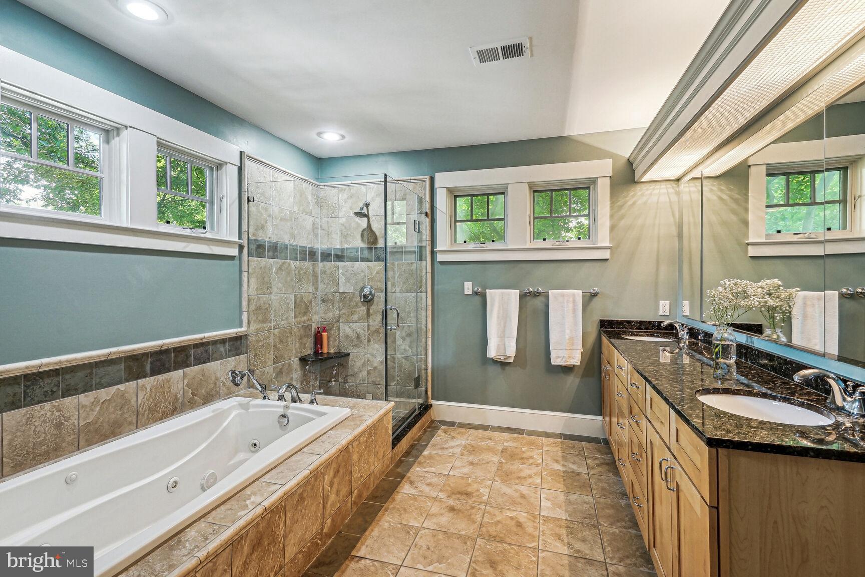 3111 N TAYLOR STREET