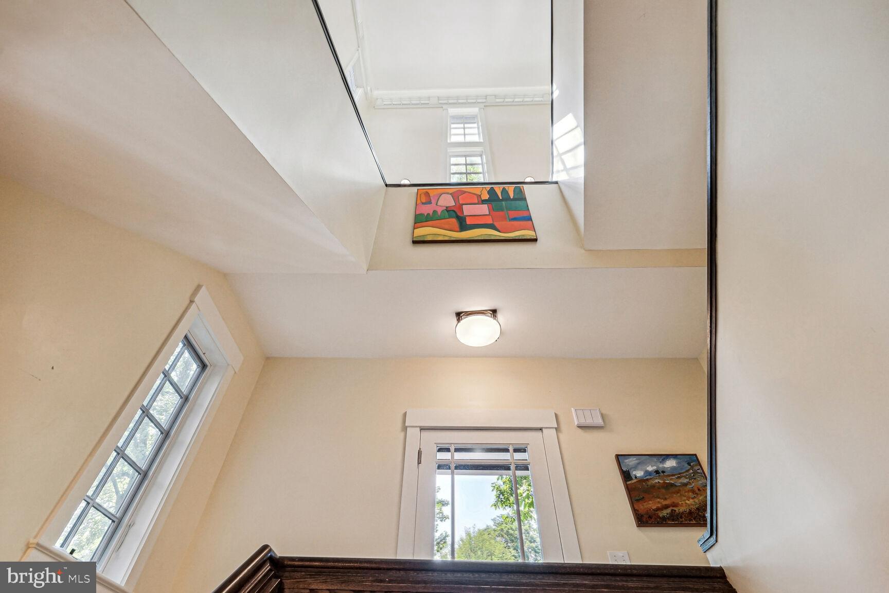 3111 N TAYLOR STREET