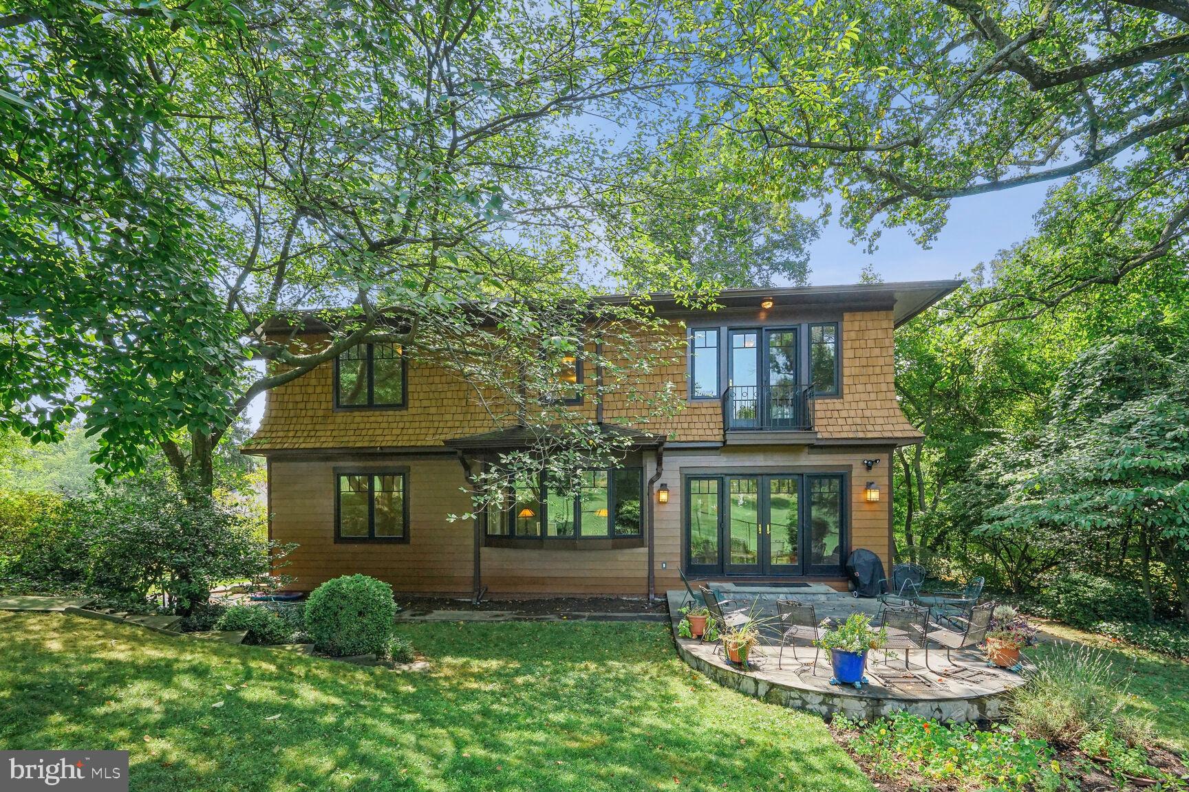 3111 N TAYLOR STREET