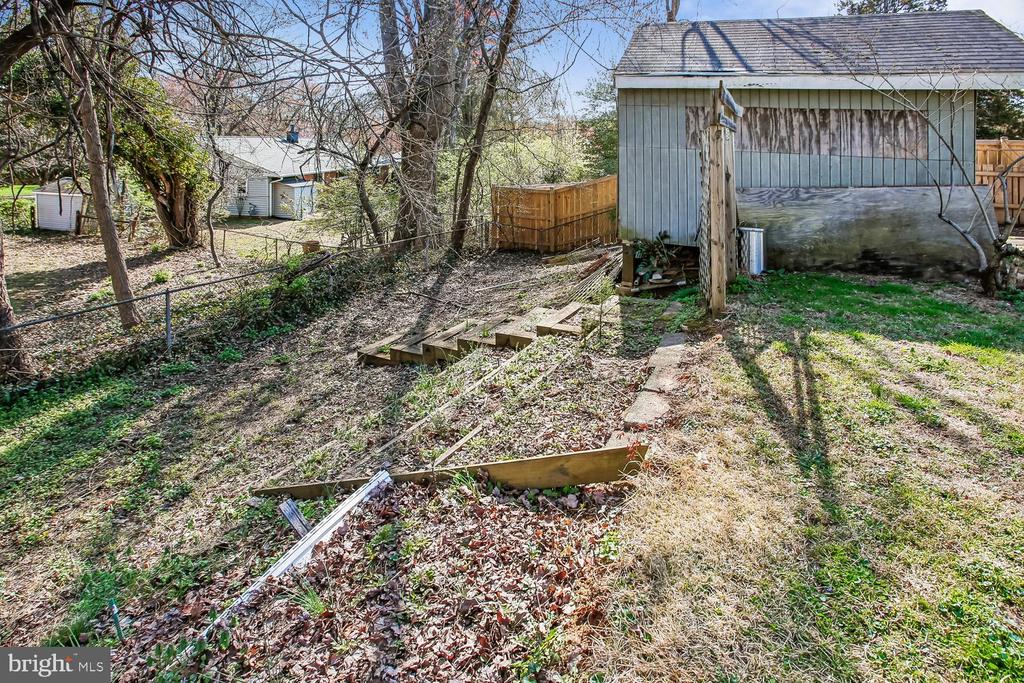 3610 PARKLANE ROAD