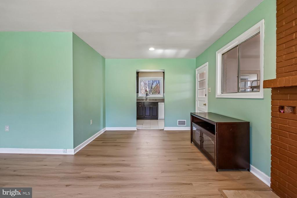 3610 PARKLANE ROAD