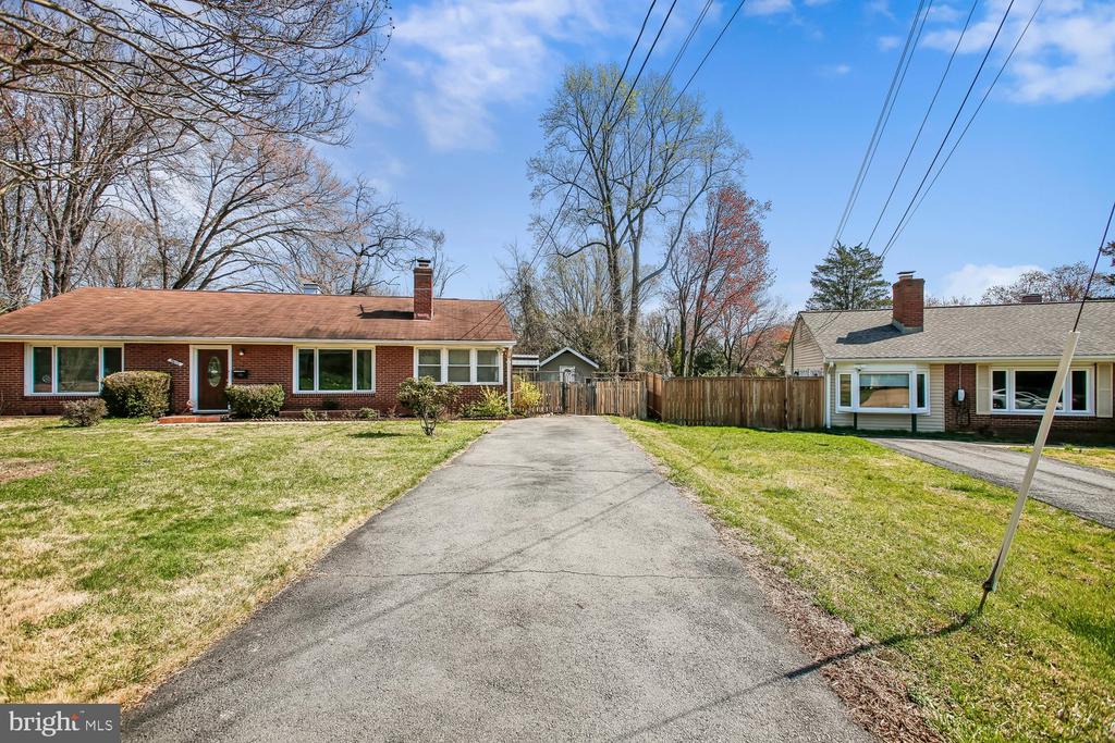 3610 PARKLANE ROAD