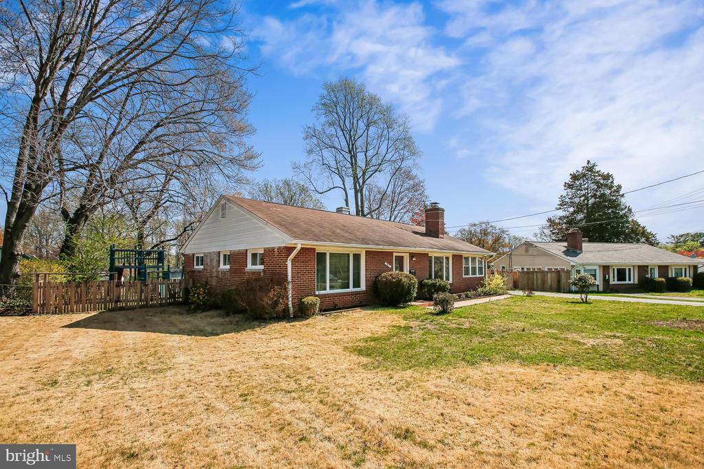 3610 PARKLANE ROAD