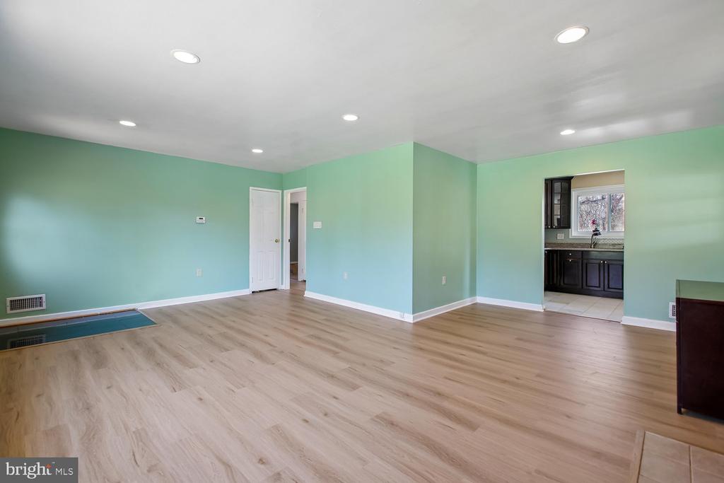 3610 PARKLANE ROAD