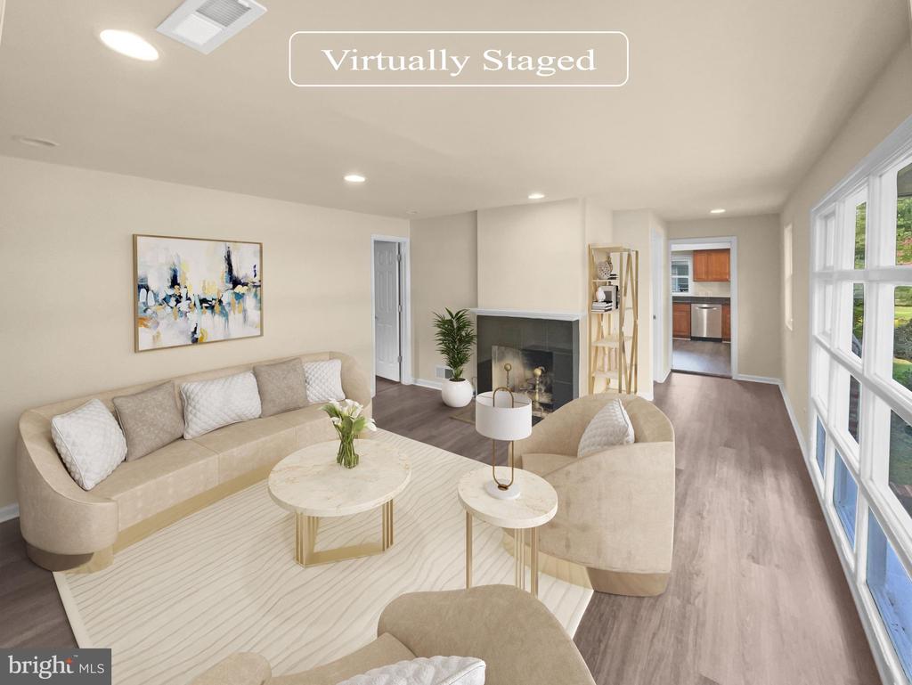 8114 FORT HUNT ROAD