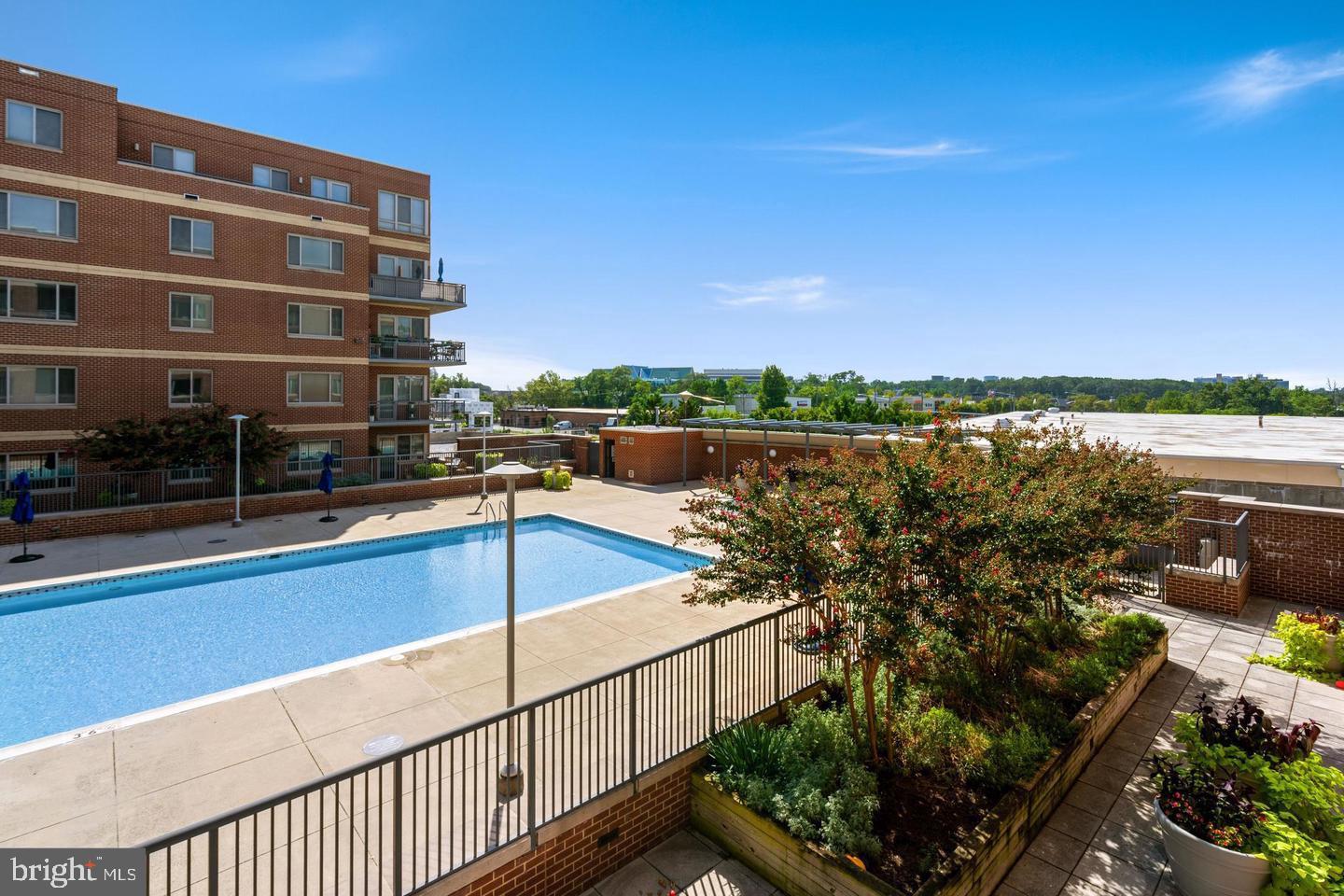 8191 STRAWBERRY LANE 218S