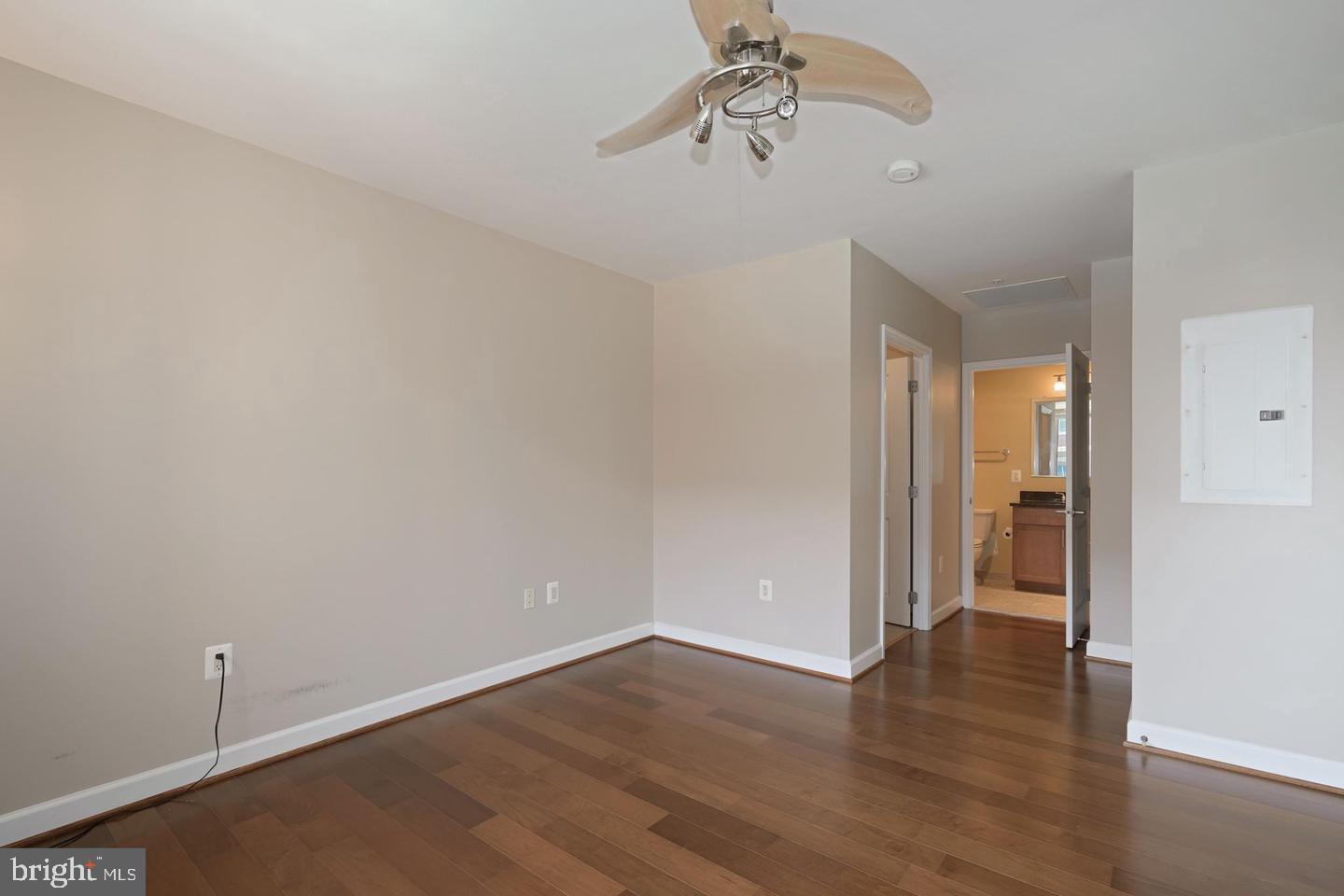 8191 STRAWBERRY LANE 218S