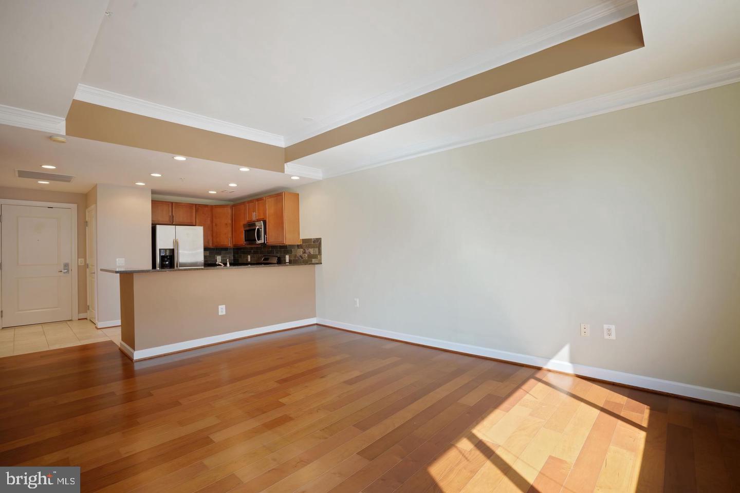 8191 STRAWBERRY LANE 218S