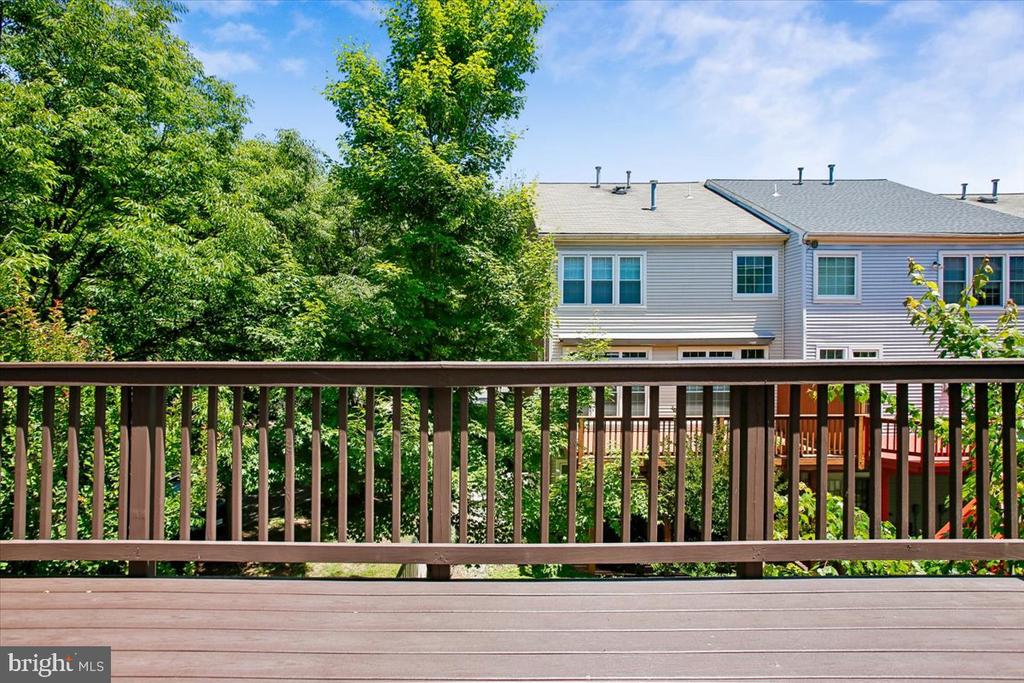 9574 LAGERSFIELD CIRCLE