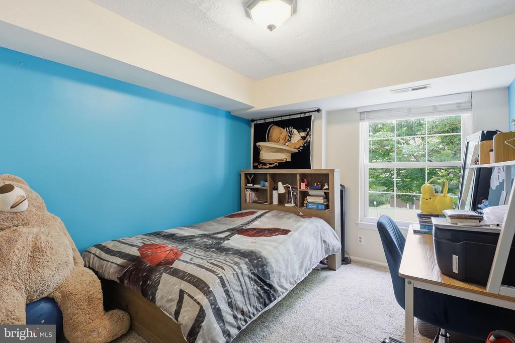7600 TREMAYNE PLACE Unit: 203