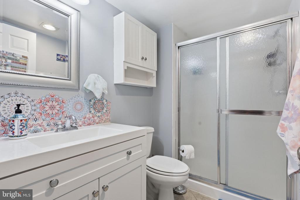 7600 TREMAYNE PLACE Unit: 203