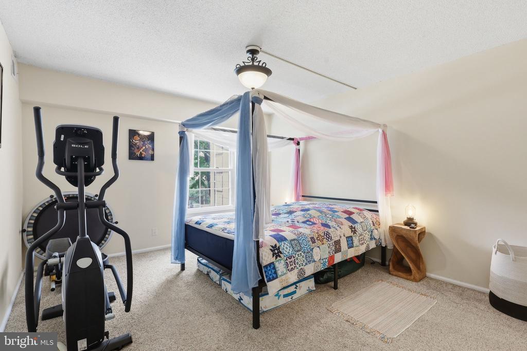 7600 TREMAYNE PLACE Unit: 203