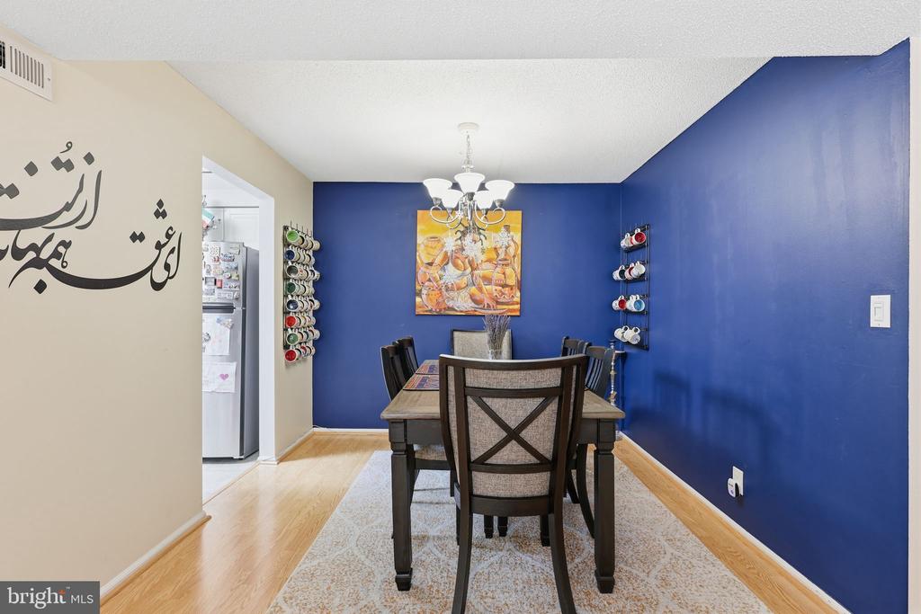 7600 TREMAYNE PLACE Unit: 203