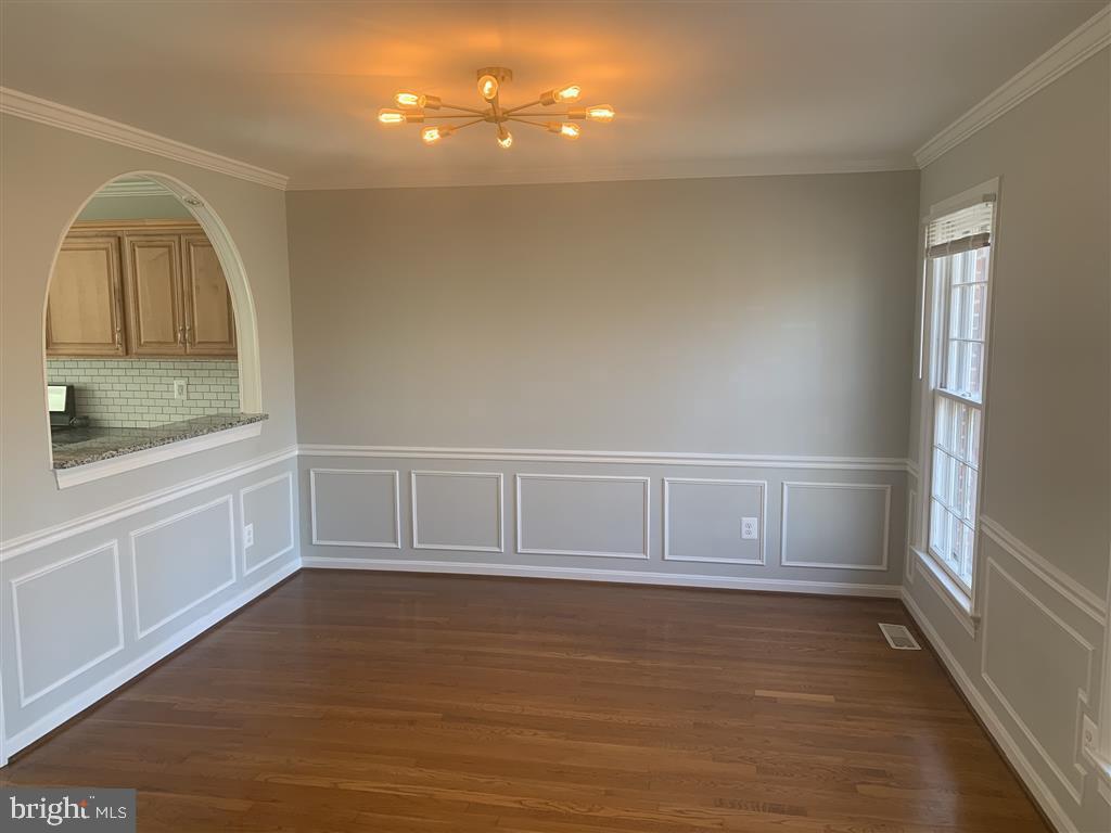 805 BALLS HILL ROAD