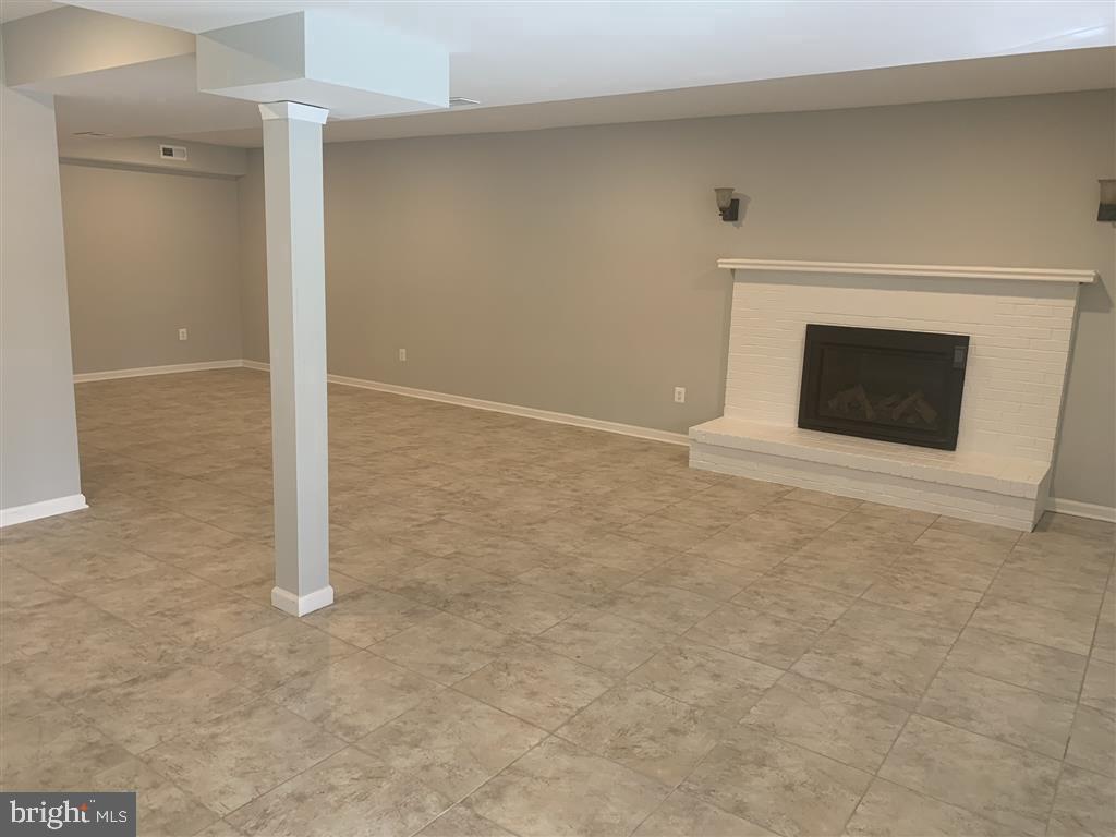 805 BALLS HILL ROAD
