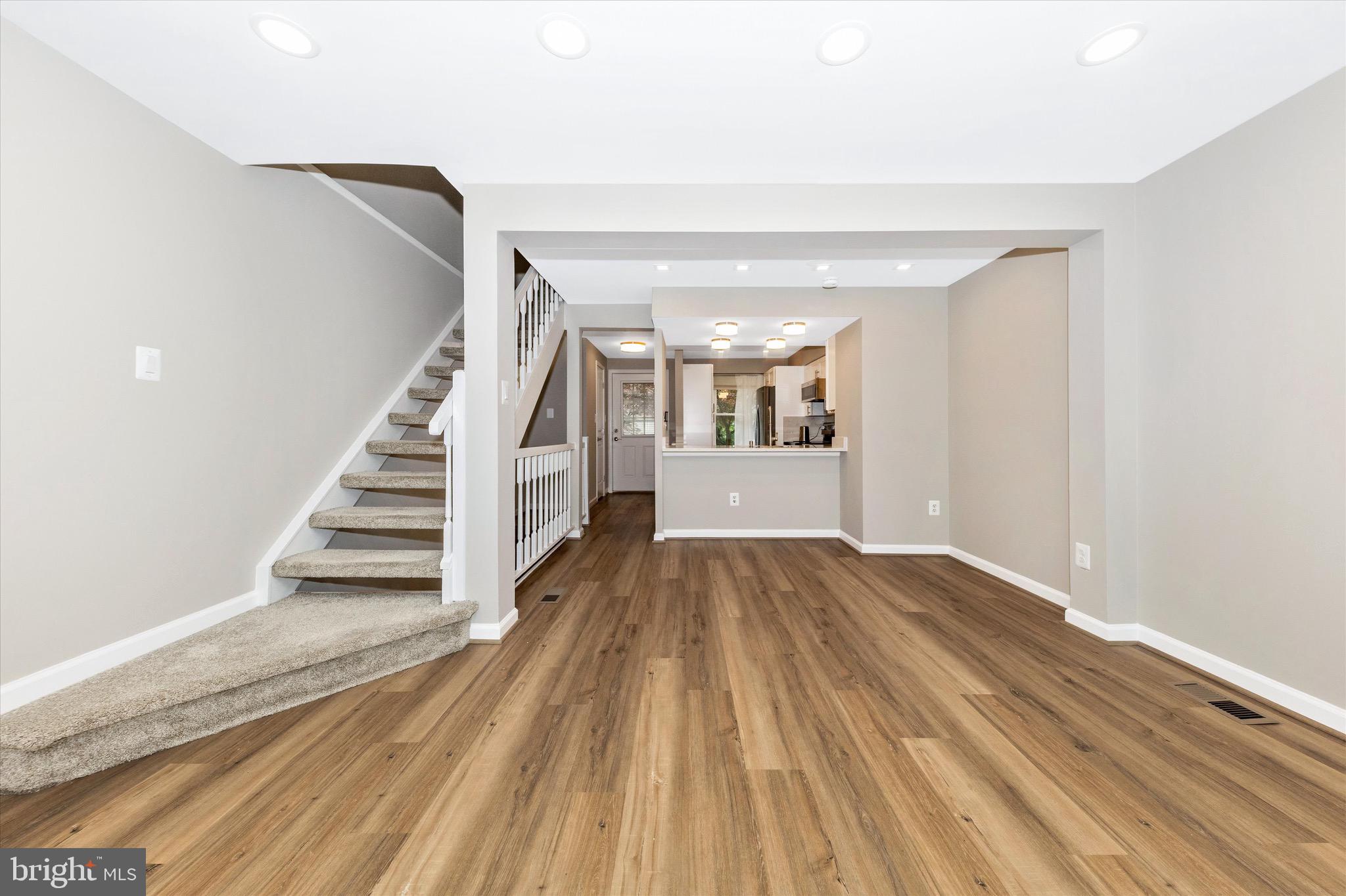 106 CHARING COURT