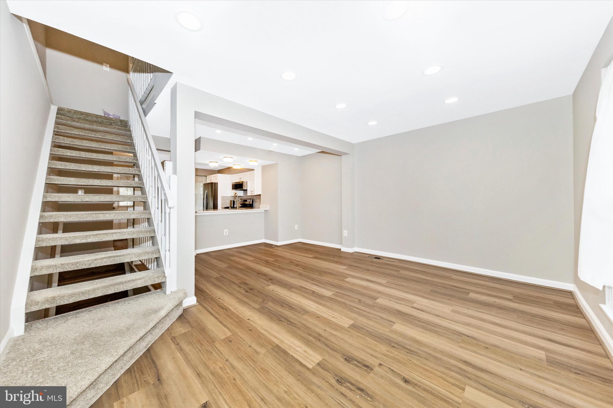 106 CHARING COURT