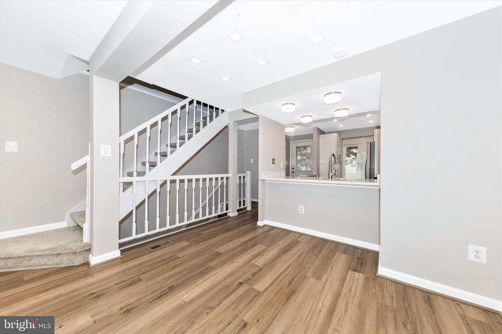 106 CHARING COURT