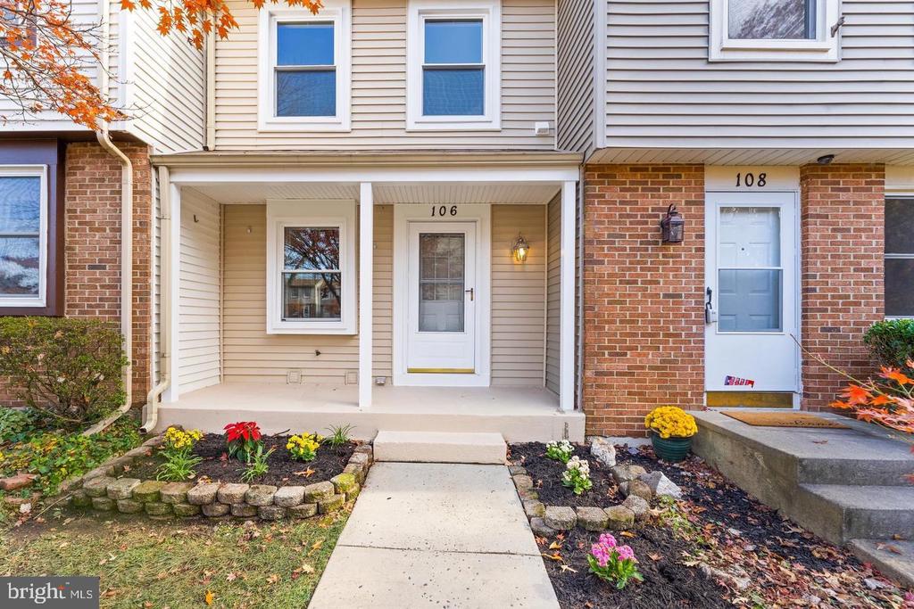 106 CHARING COURT