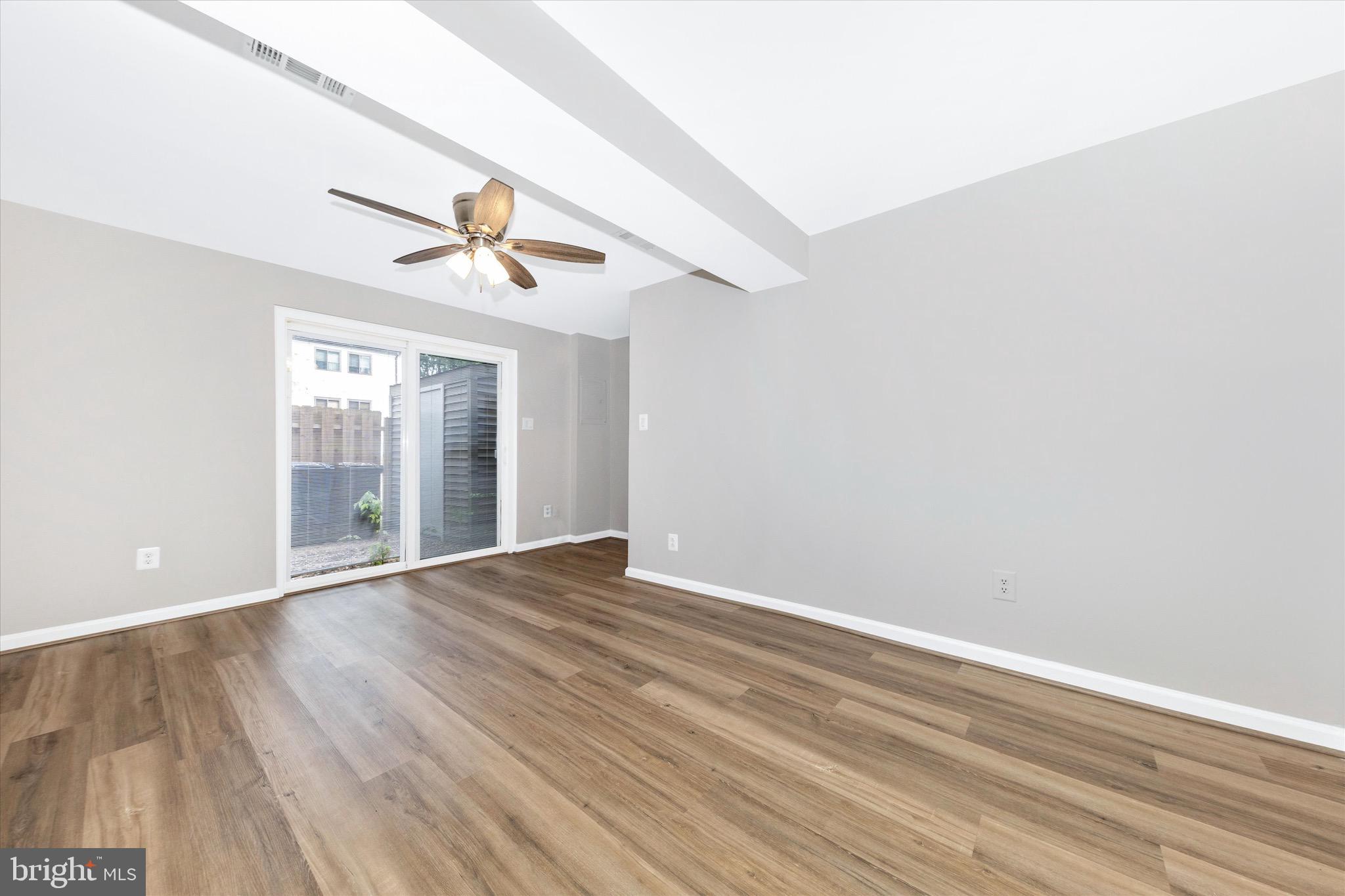 106 CHARING COURT