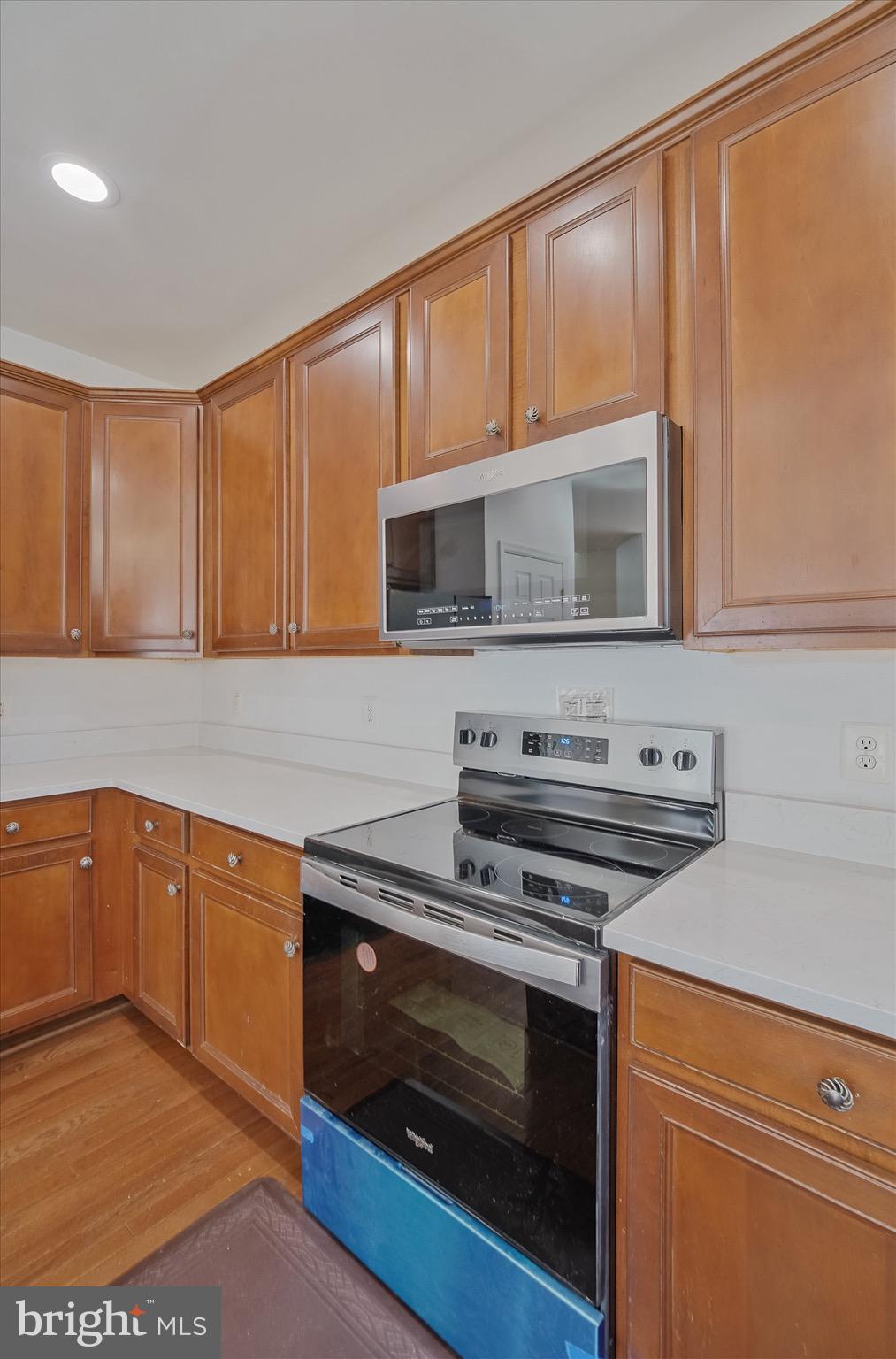 8351 LEIGHLEX COURT