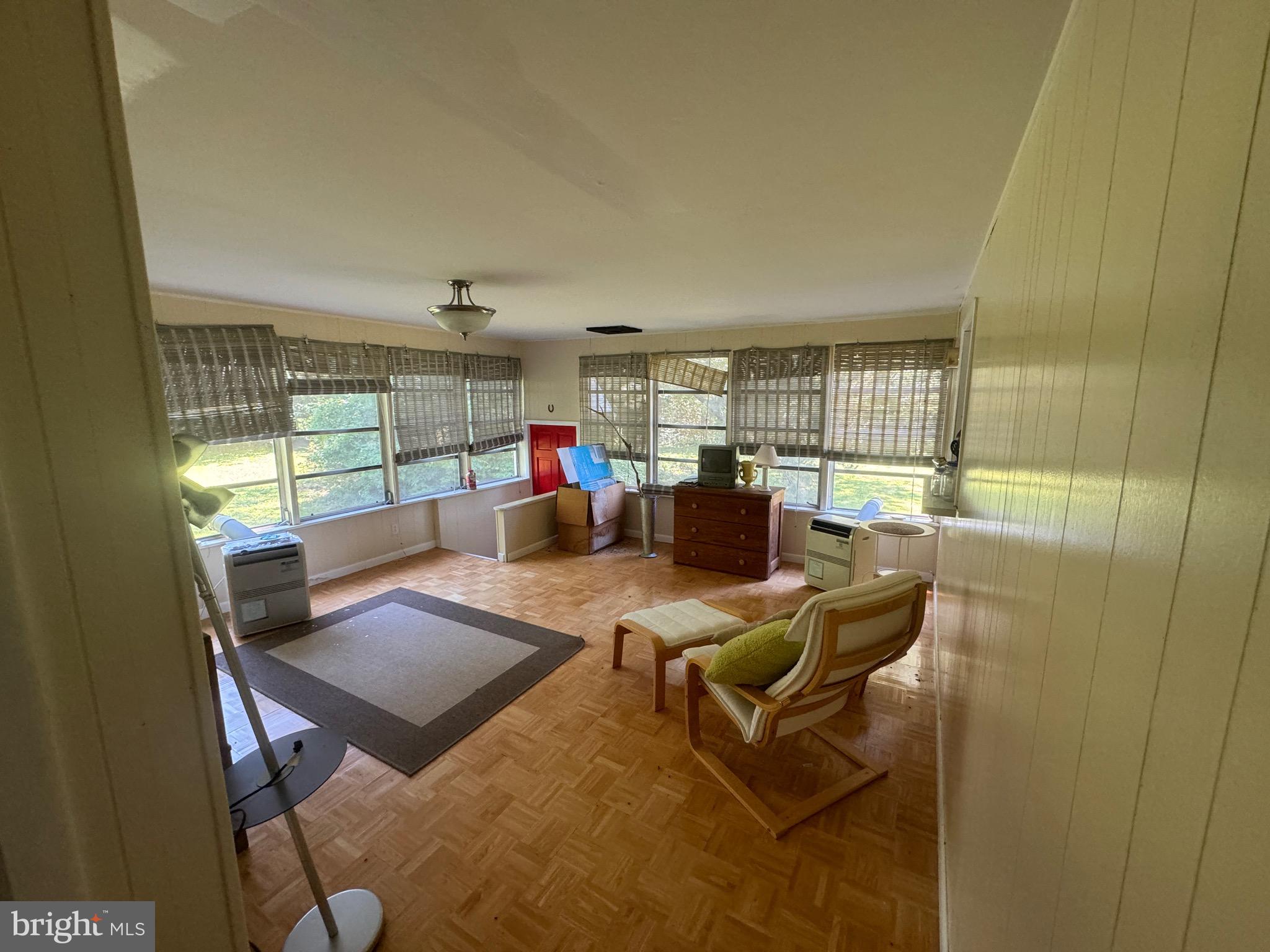 1432 HOLLY VISTA DRIVE