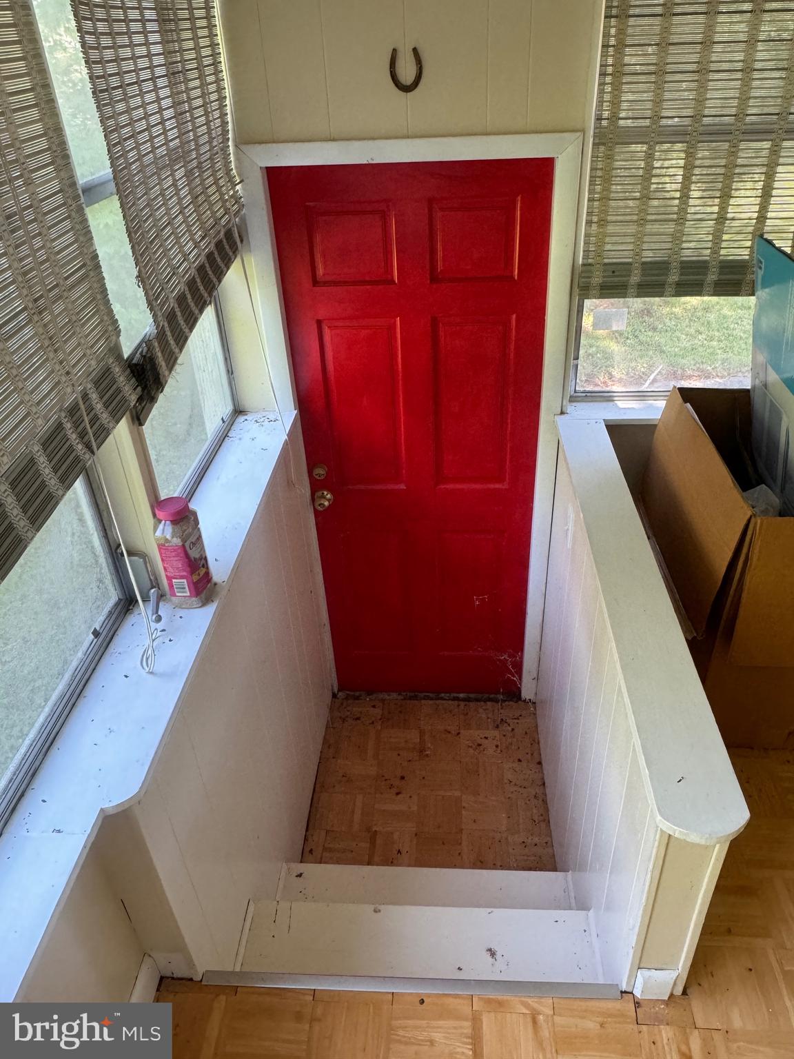 1432 HOLLY VISTA DRIVE