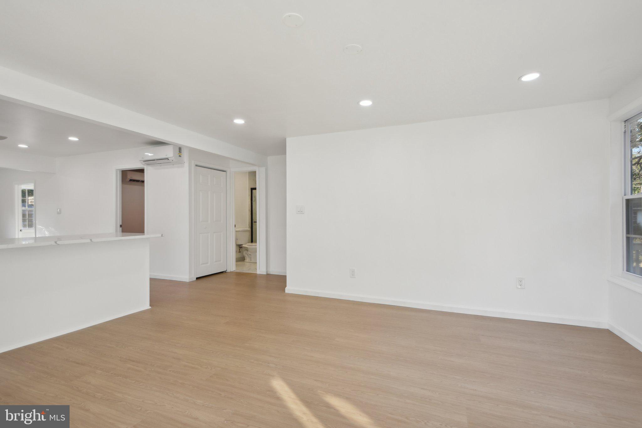 1432 HOLLY VISTA DRIVE