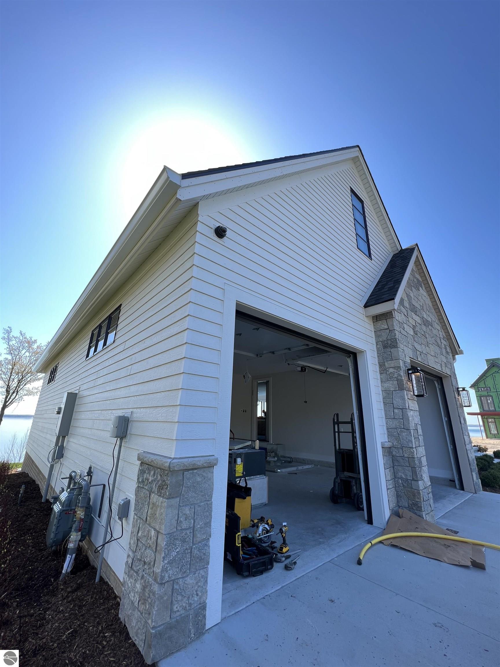 15706 Shoreline Court