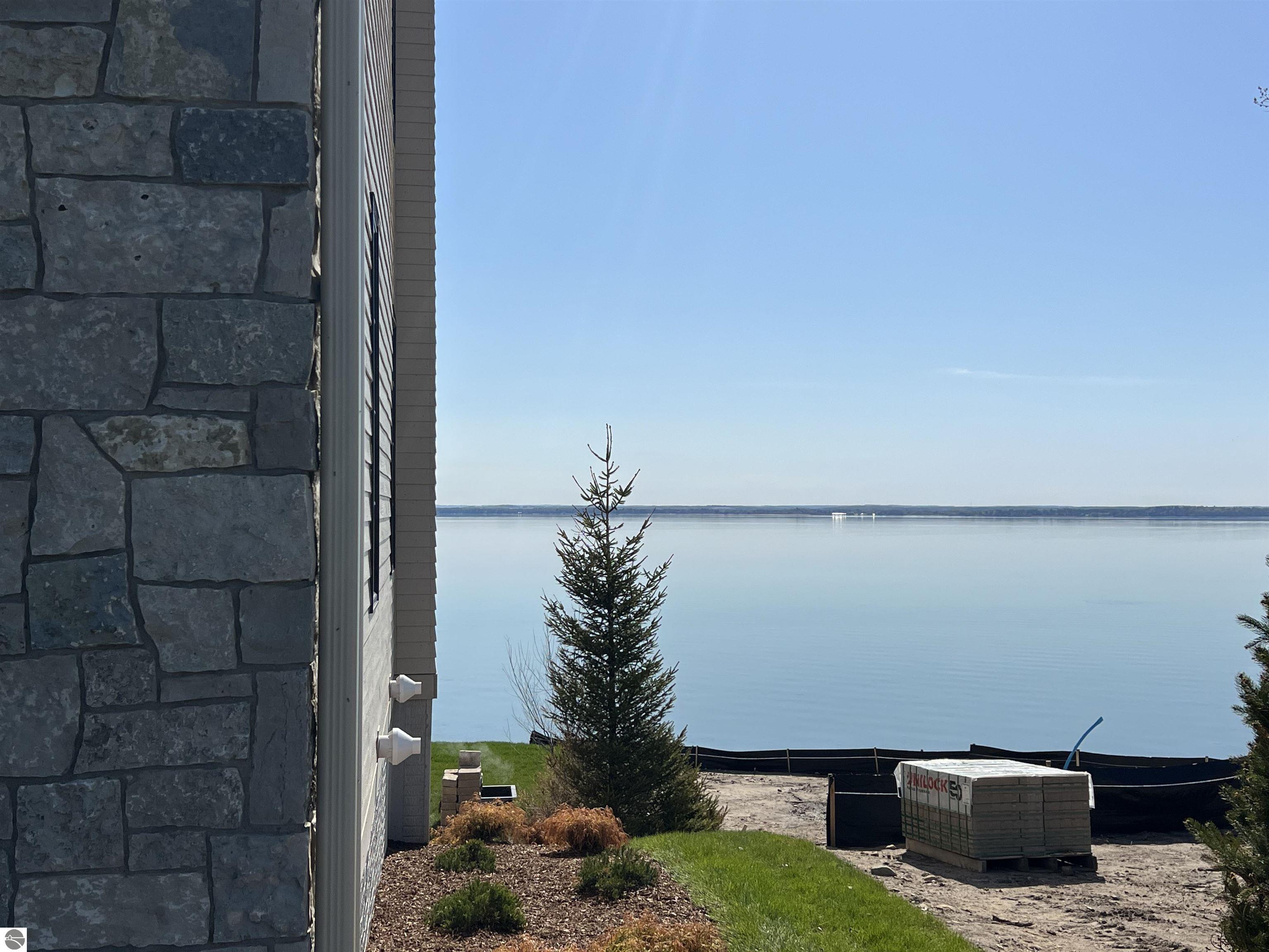 15706 Shoreline Court