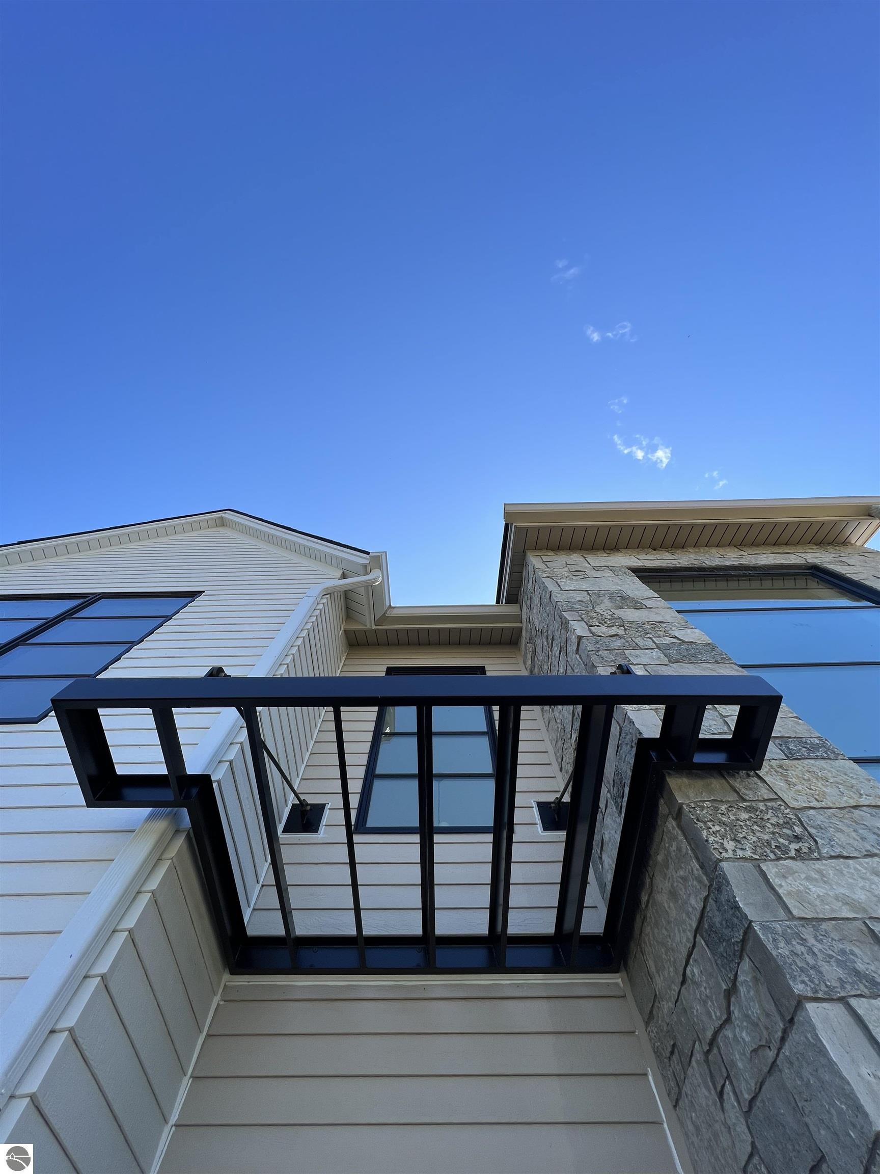 15706 Shoreline Court