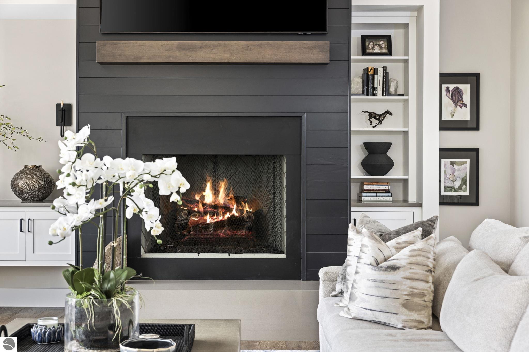 15877 Waters Edge Drive