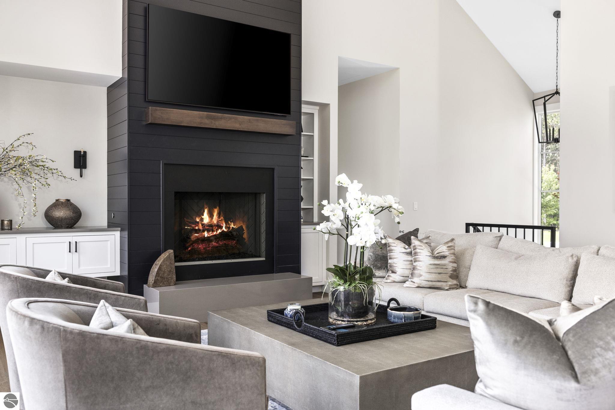 15877 Waters Edge Drive