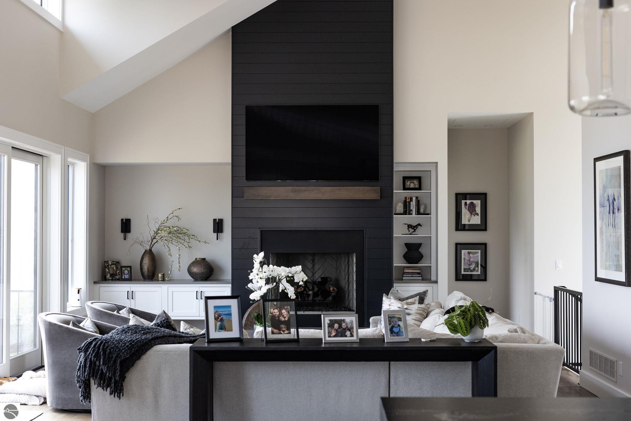 15877 Waters Edge Drive Unit 31