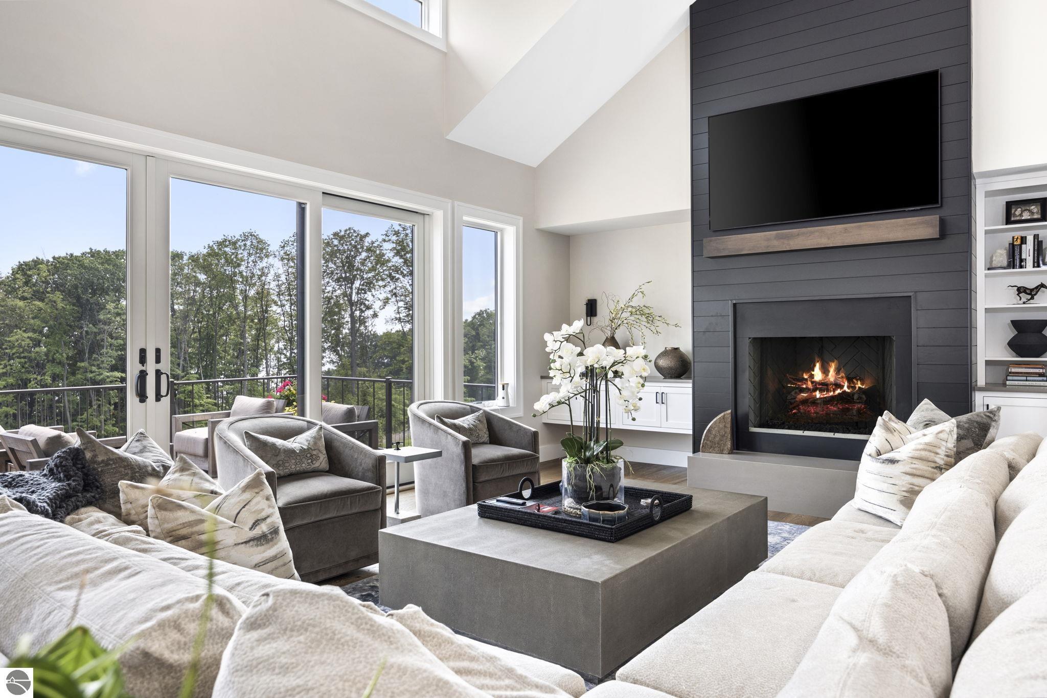 15877 Waters Edge Drive Unit 31