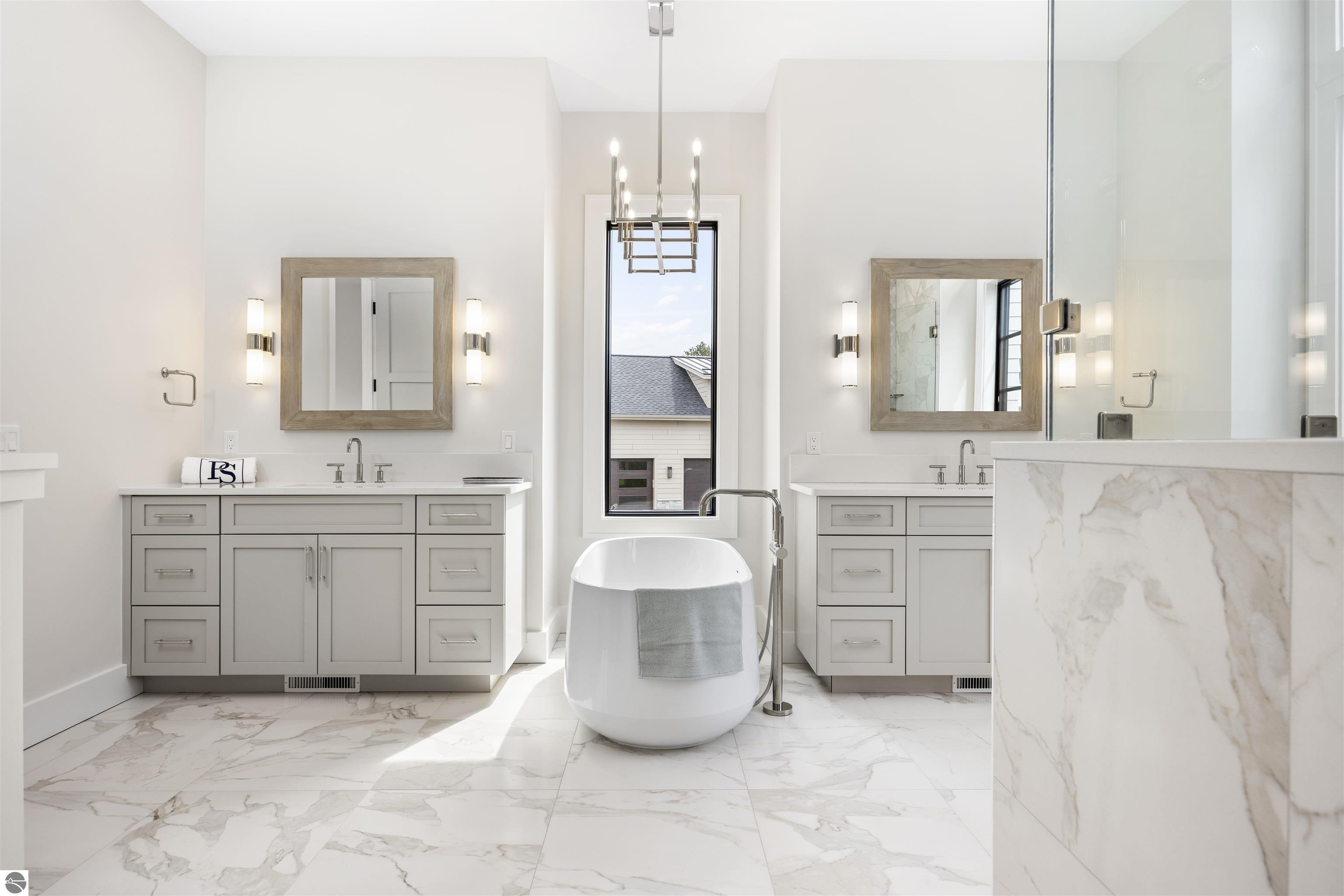 15895 Waters Edge Drive