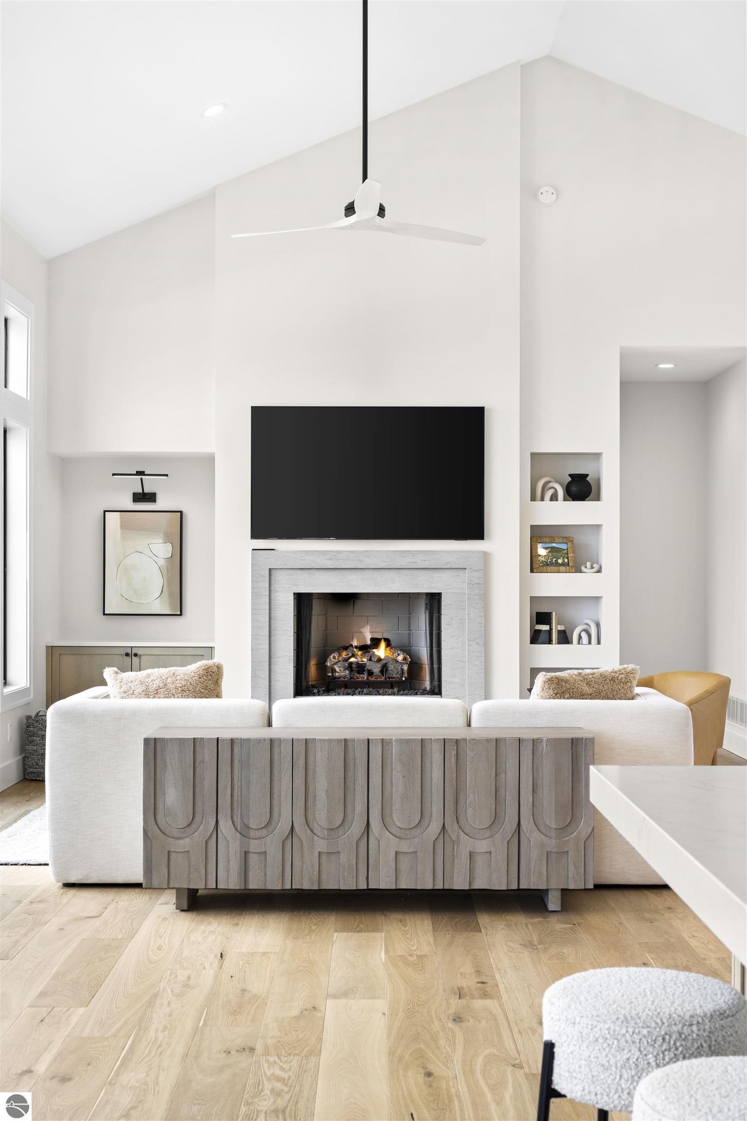 15895 Waters Edge Drive