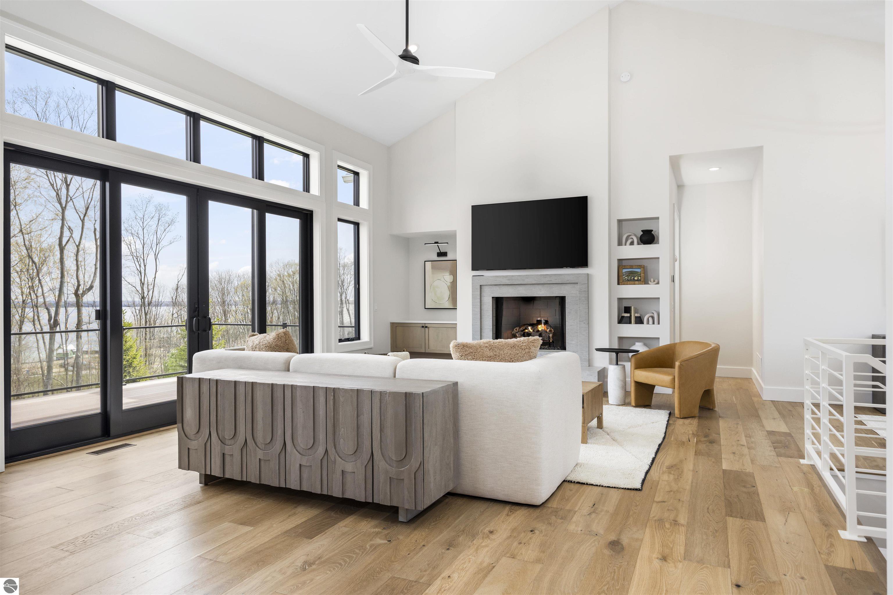 15895 Waters Edge Drive