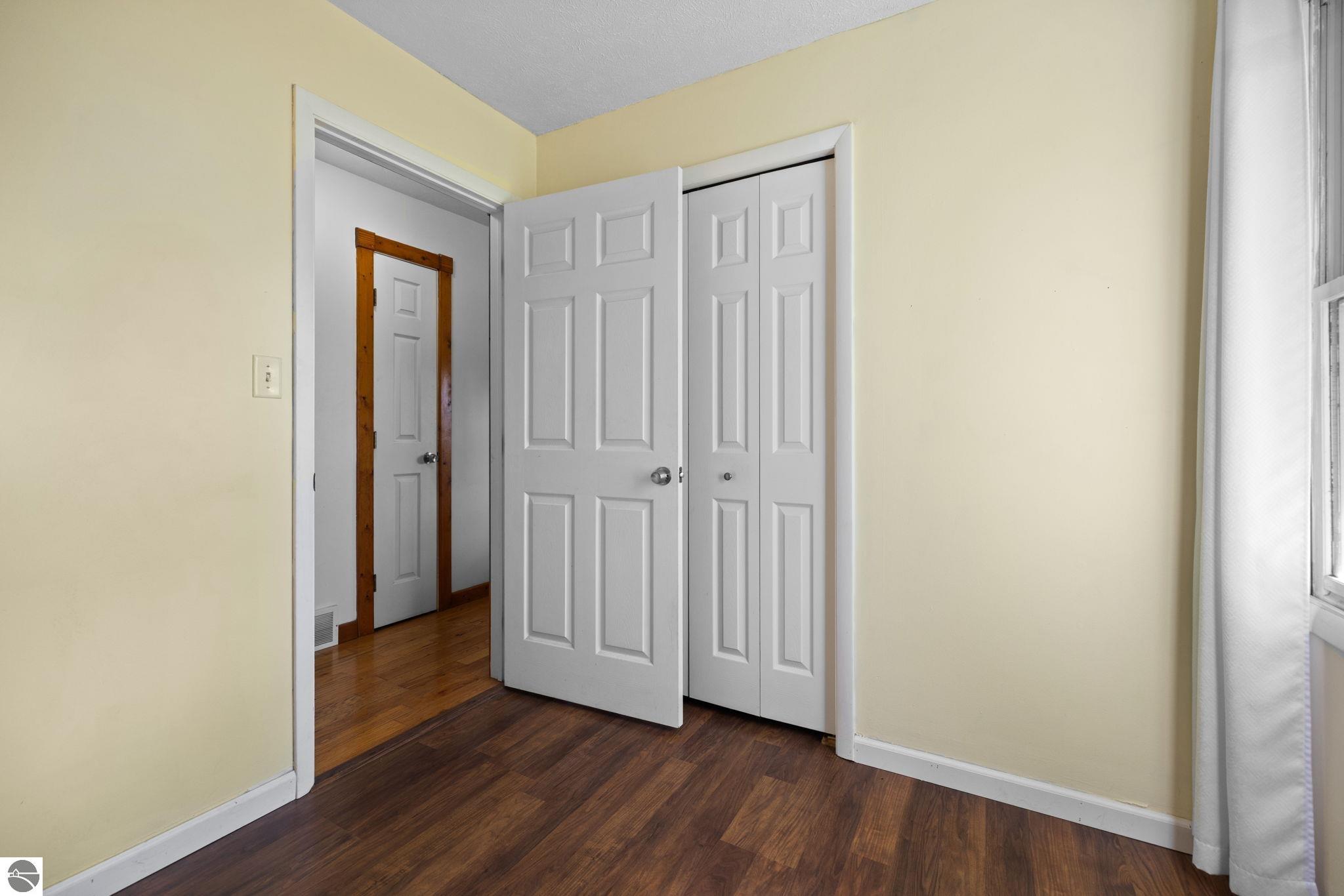 1566 Eastbriar