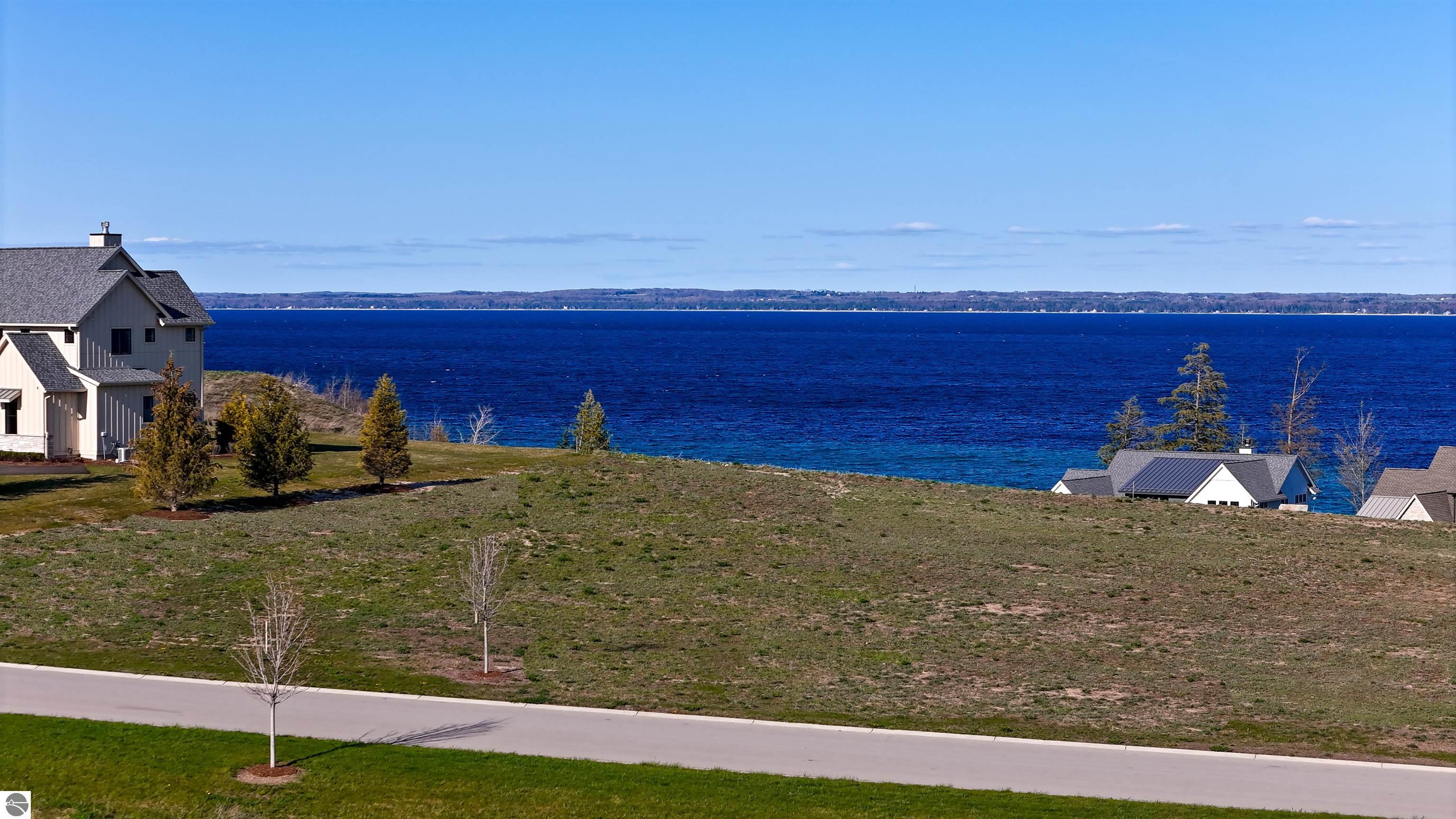 15664 Waters Edge