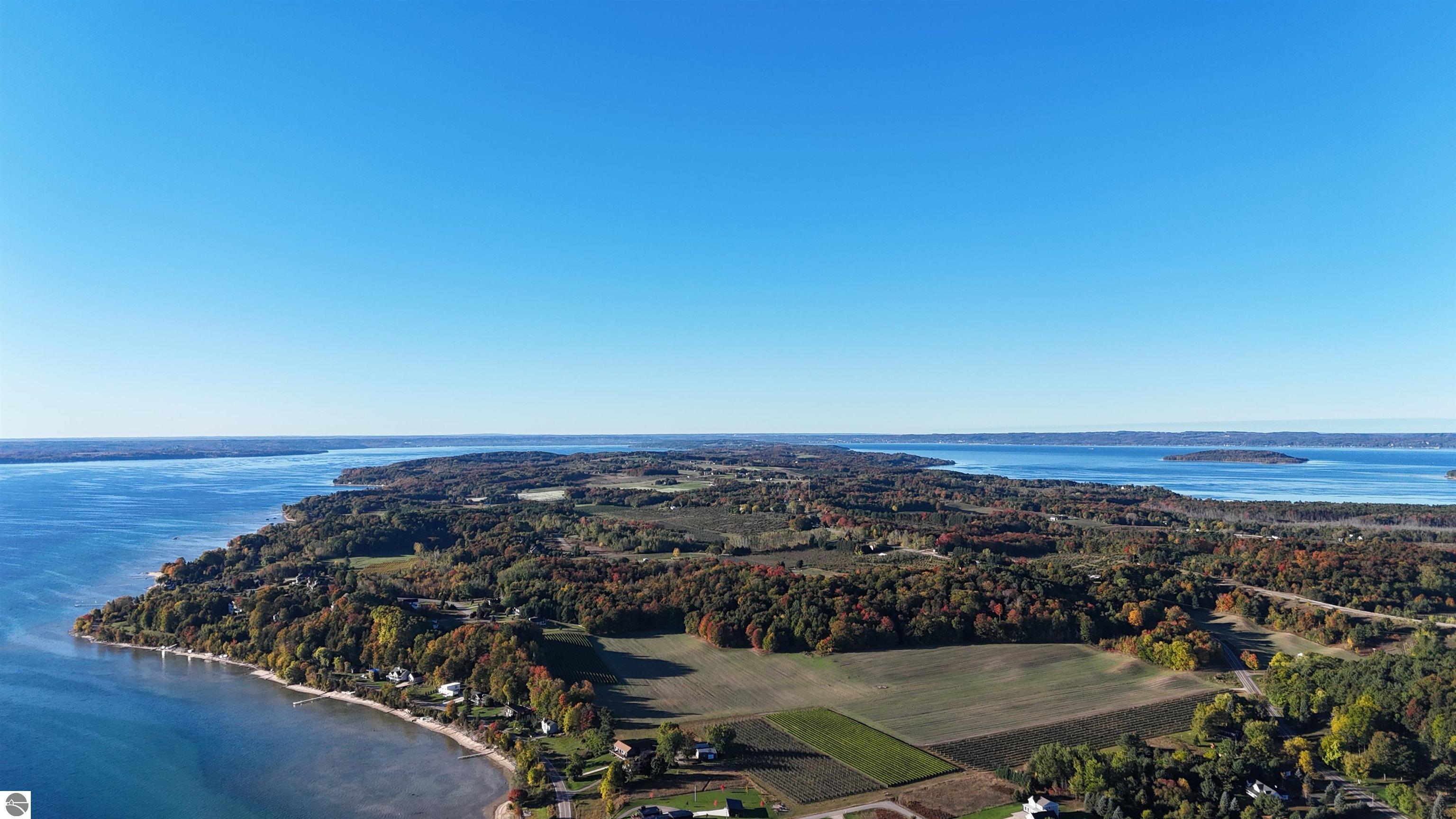 15985 Waters Edge, Traverse City