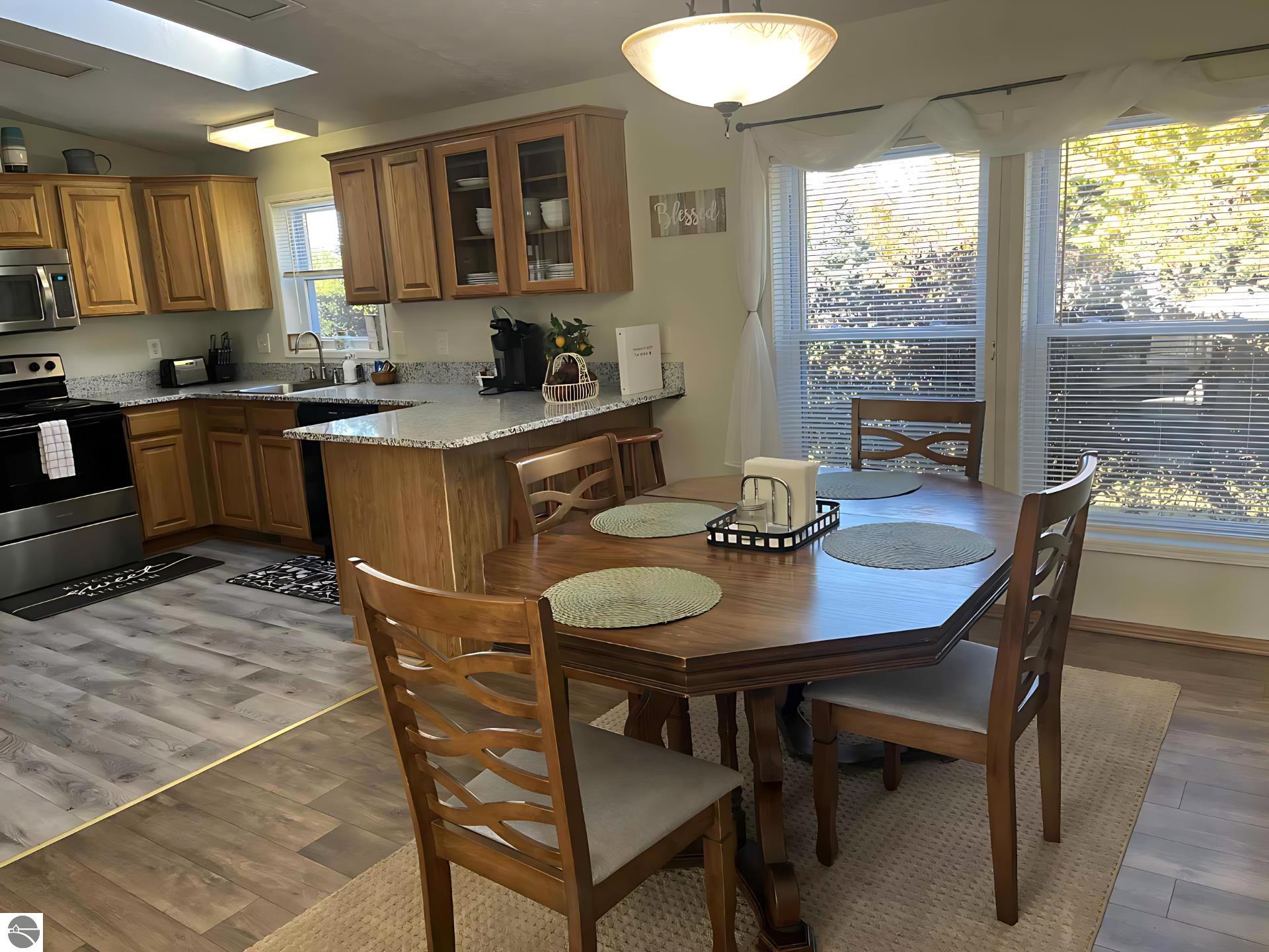 6141 E Hoxie Road, Cedar