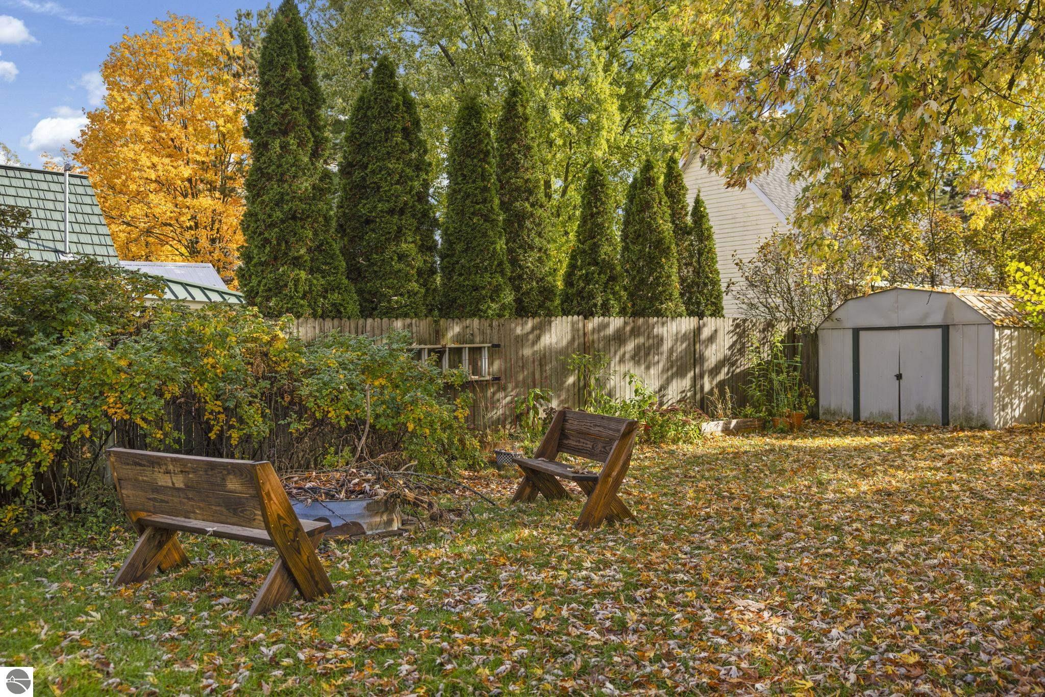 221 W Fifteenth Street, Traverse City