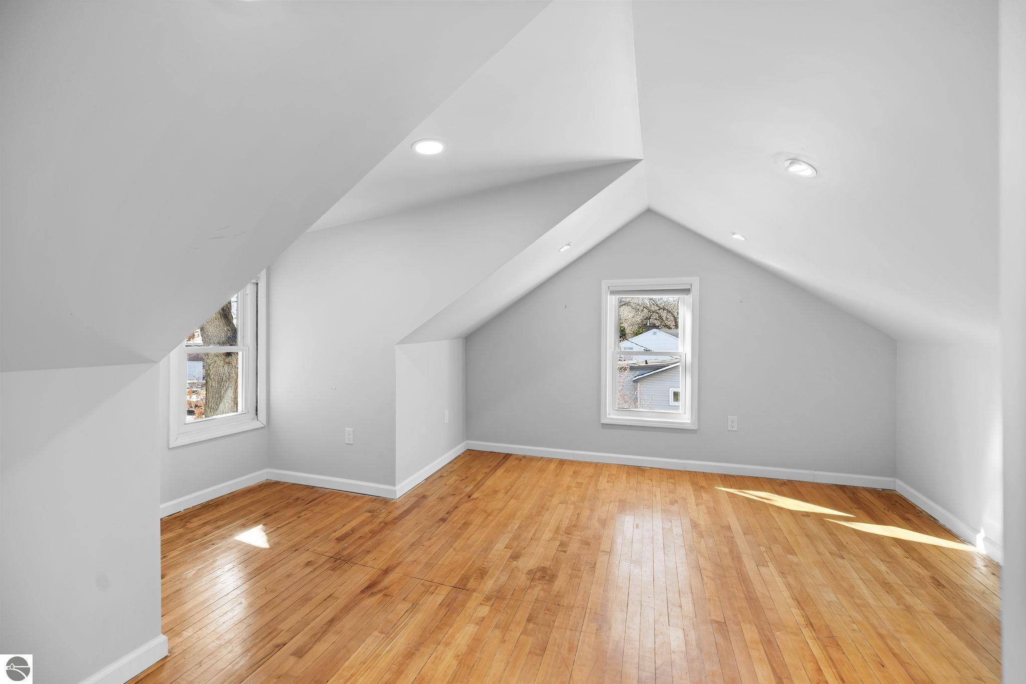 1209 Cass Street