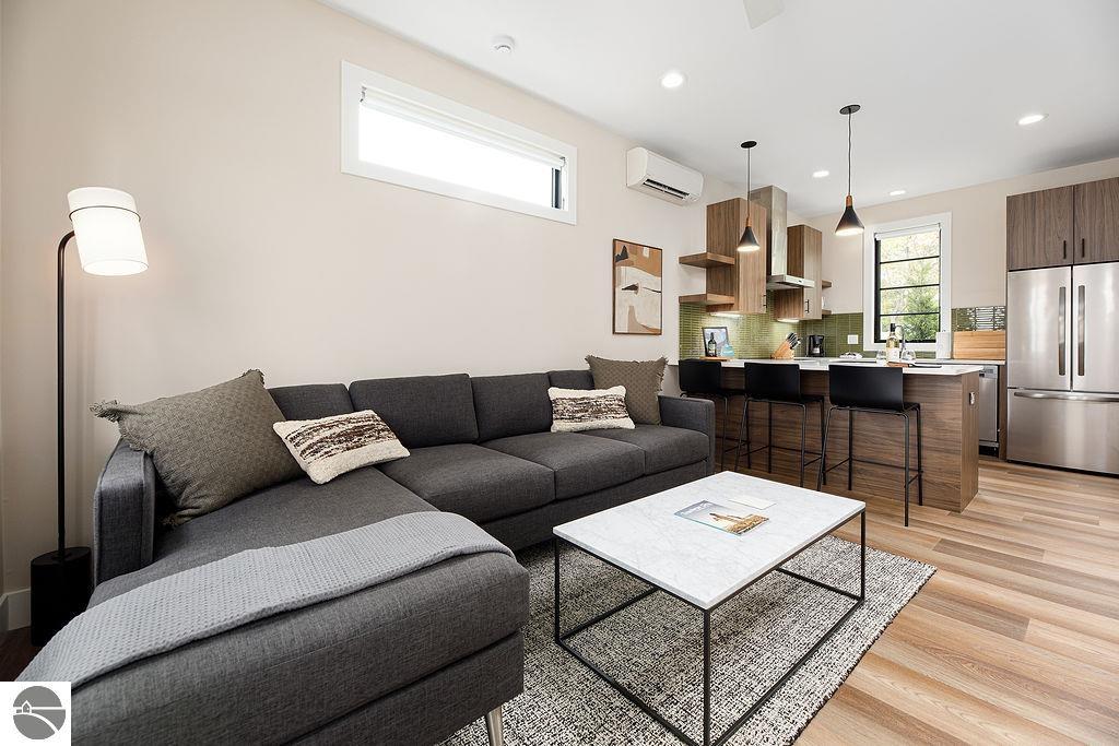 307 B Hamilton Street # 307B