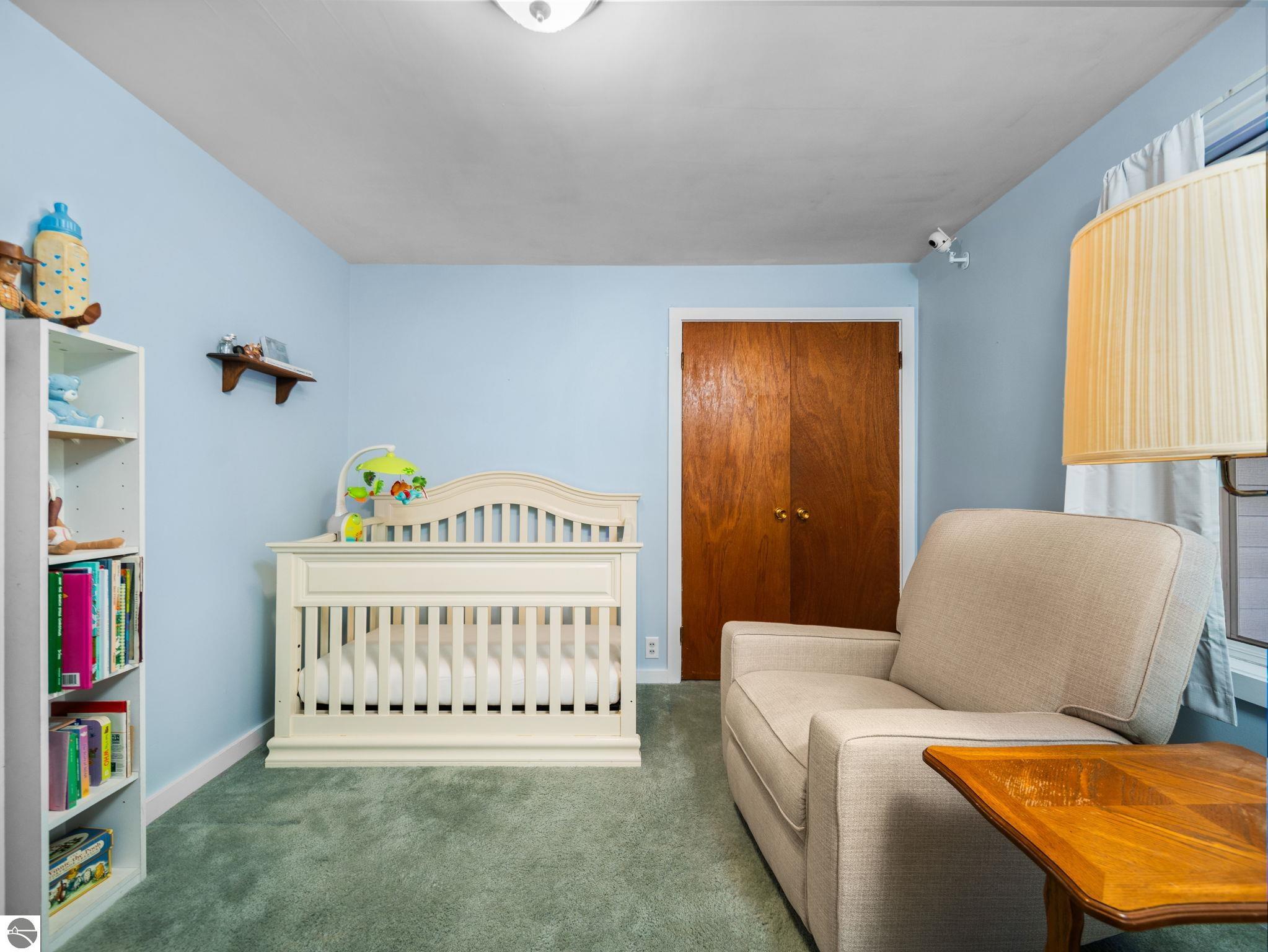 106 N Brownson